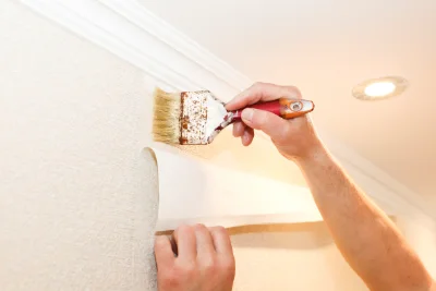 Pose de papier peint à Lihons — revêtements muraux et toiles de verre